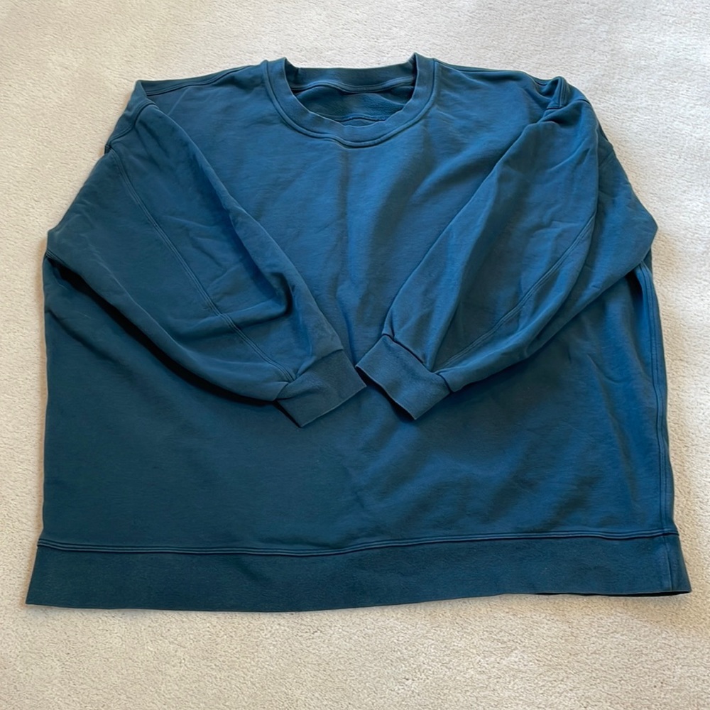 Lululemon Perfectly Oversized Crew in Dark Green (Submarine) Womens Size 16